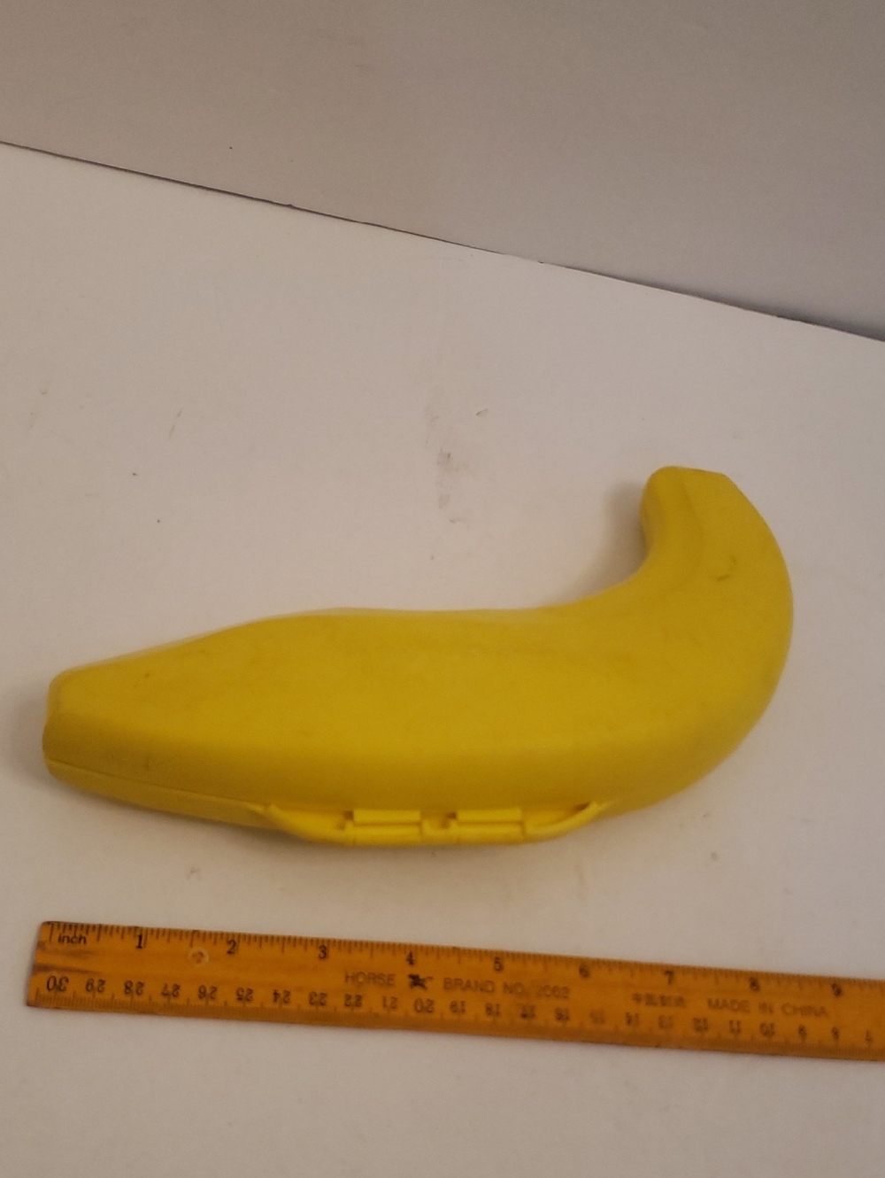 Tupperware Banana Case - Picture 4 of 5